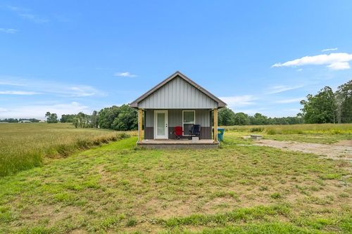 4504 Standing Rock Rd, Deer Lodge, TN, 37726-5012 | Card Image