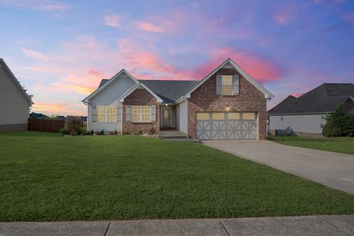 1569 Autumn Dr, Clarksville, TN, 37042-1707 | Card Image