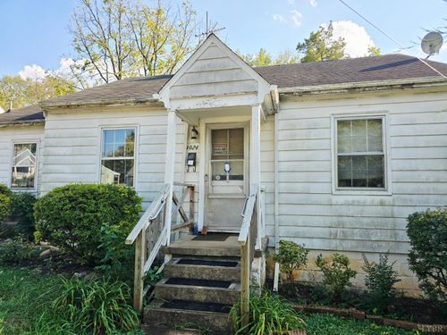 4924 Myrtle St, Lynchburg, VA, 24502-1739 | Card Image