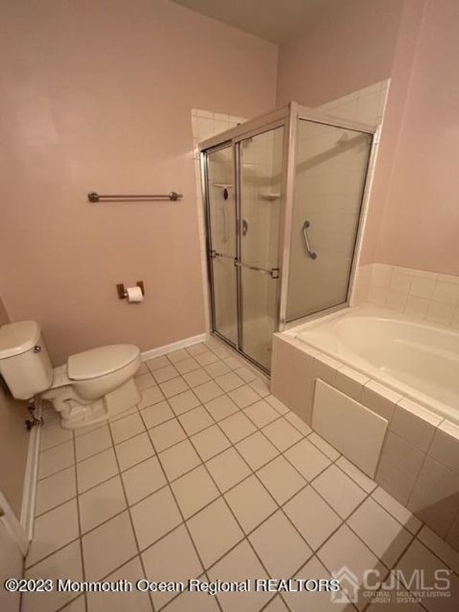49 Azalea Dr, Townhouse with 2 bedrooms, 2 bathrooms and null parking in Old Bridge NJ | Image 17