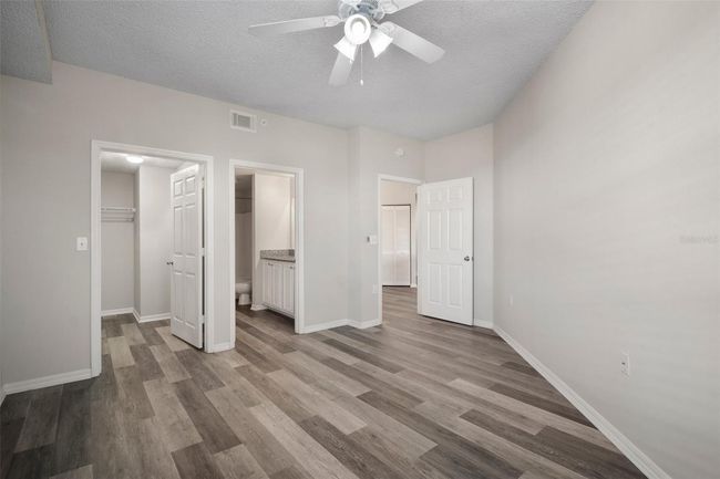 5-301 - 5450 Bentgrass Dr, Condo with 2 bedrooms, 2 bathrooms and null parking in SARASOTA FL | Image 14