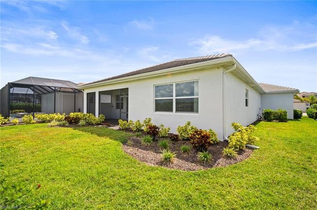 28041 Captiva Shell Loop, House other with 3 bedrooms, 4 bathrooms and 3 parking in BONITA SPRINGS FL | Image 24