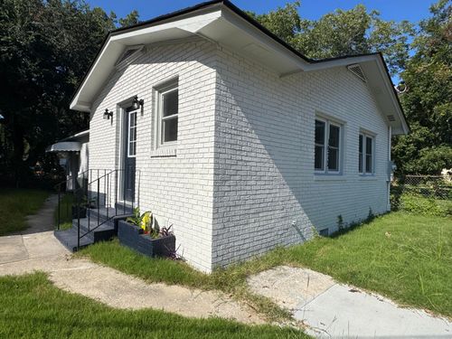 1972 Arbutus Ave, North Charleston, SC, 29405-8102 | Card Image