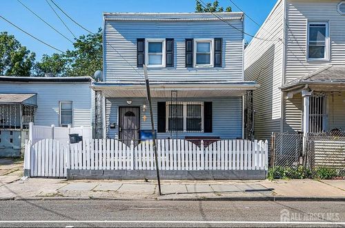 135 Fulton Ave, Jersey City, NJ, 07305-3121 | Card Image