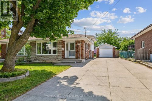 192 Oakland Dr, Hamilton, ON, L8E1B6 | Card Image
