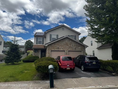 2585 Hickory Dr, Easton, PA, 18040-5805 | Card Image