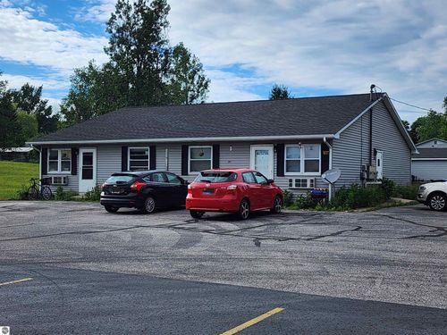 107 N West St, Buckley, MI, 49620-5157 | Card Image