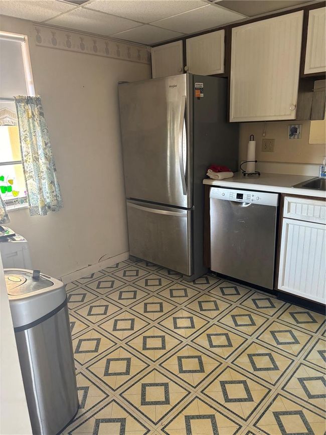 Kitchen | Image 6