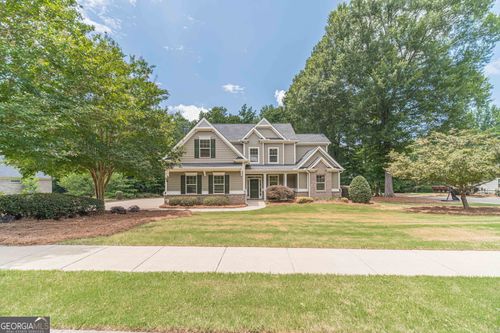 2084 Whitlow View Dr, Bishop, GA, 30621-6526 | Card Image