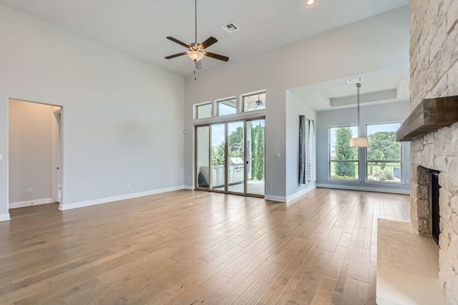 321 Cimarron Hills Trl E, House other with 3 bedrooms, 3 bathrooms and 4 parking in Georgetown TX | Image 14