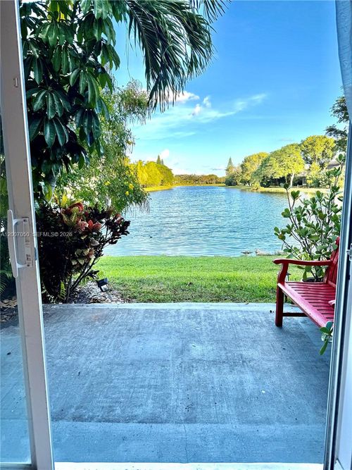 3742-3742 San Simeon Cir, Weston, FL, 33331-5050 | Card Image