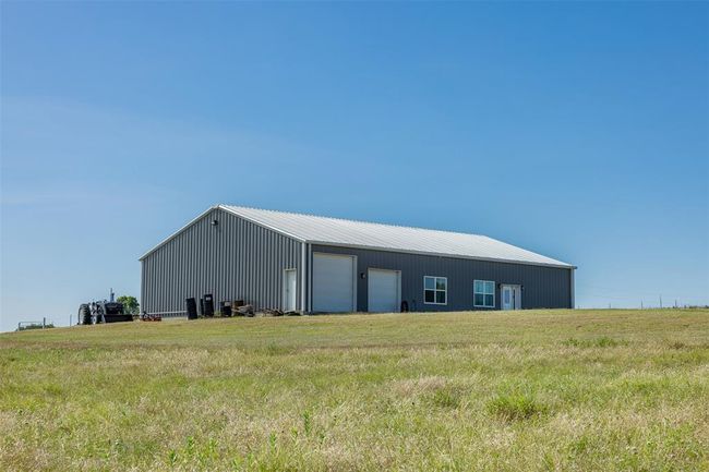 4330 Post Oak Point Rd, Home with 4 bedrooms, 4 bathrooms and 3 parking in New Ulm TX | Image 36