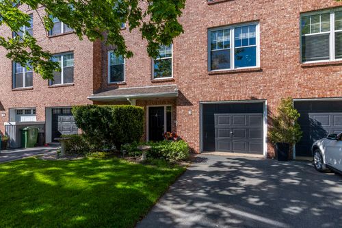 5 Arthur Lismer Court, Bedford, NS, B4A4B4 | Card Image