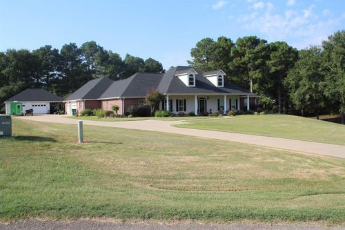 899 Deerwood Ln, Nashville, AR, 71852-8467 | Card Image