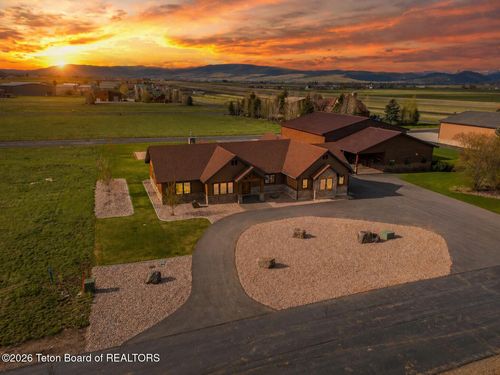 180 W Citation St, Afton, WY, 83110-7705 | Card Image