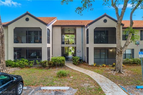 apt-2022-2214 Arbour Walk Cir, NAPLES, FL, 34109-8806 | Card Image