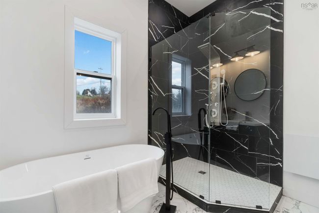 1605 Terence Bay Rd, House other with 4 bedrooms, 4 bathrooms and null parking in Terence Bay NS | Image 17