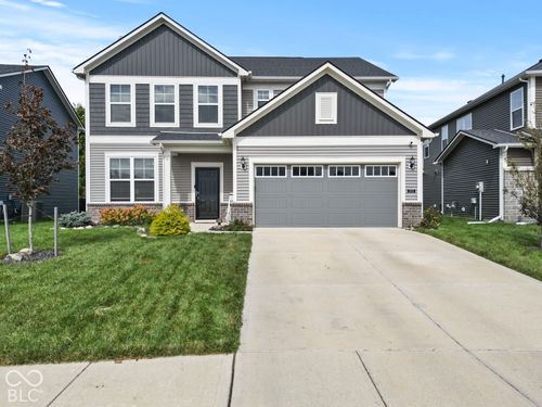 6708 Seattle Slew Dr, Whitestown, IN, 46075-7559 | Card Image