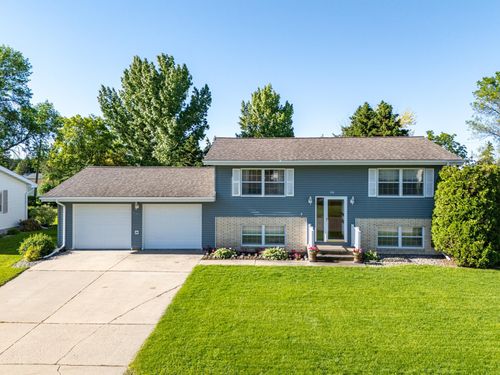 520 4th Ave Ne, Crookston, MN, 56716-1509 | Card Image