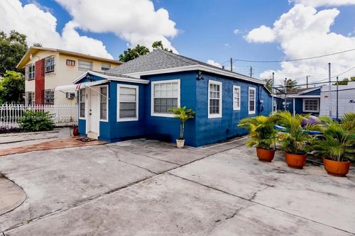 27 Sw 55th Avenue Rd, Coral Gables, FL, 33134-1036 | Card Image