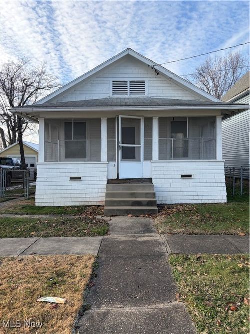 2323 Vaughan Ave, Parkersburg, WV, 26101-2733 | Card Image