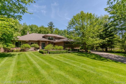 3479 E Shady Ridge Ln, Midland, MI, 48642-7240 | Card Image