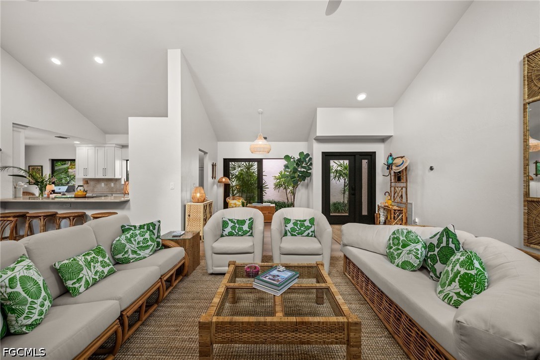 Residential Lease in Naples 3
