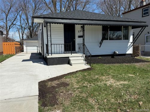 23541 Elmira St, Saint Clair Shores, MI, 48082-2185 | Card Image