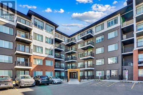 395 Skyview Pky Ne, Calgary, AB, T3N2K1 | Card Image