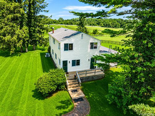1394 Main Rd, Riverhead, NY, 11901 | Card Image