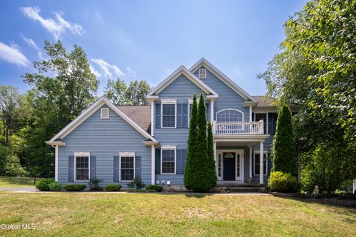 69 Mary Hadge Dr, Schenectady, NY, 12309-3418 | Card Image