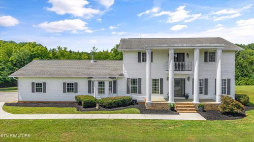 192 Johnson Cir, Clinton, TN, 37716-6076 | Card Image