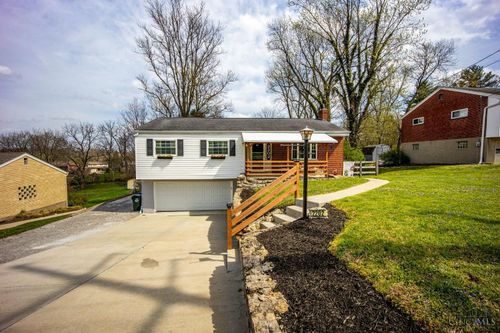 2202 Ebenezer Rd, Cincinnati, OH, 45233-1751 | Card Image