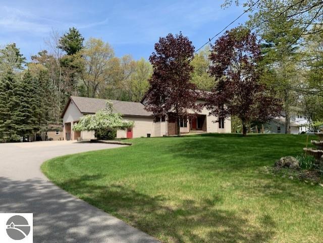 Lincoln St, East Tawas, MI 48730