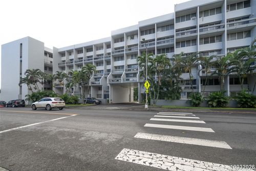 a402-46-270 Kahuhipa St, Kaneohe, HI, 96744-6087 | Card Image
