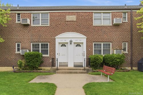 936-6116 Little Neck Pkwy, Little Neck, NY, 11362-2419 | Card Image