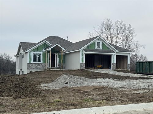 30202 E Norris Ct, Grain Valley, MO, 64029-5501 | Card Image