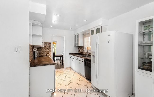 353 Rutherford Rd N, House other with 4 bedrooms, 3 bathrooms and 4 parking in Brampton ON | Image 35