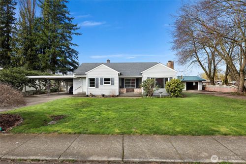 209 Nooksack Ave, Nooksack, WA, 98276-8259 | Card Image