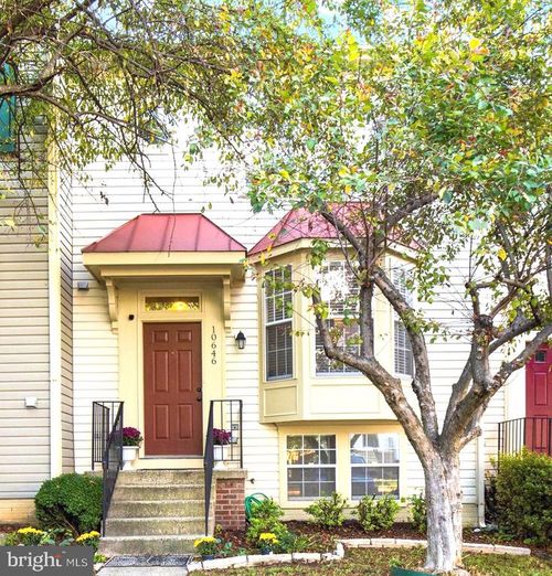 10646 Winfield Loop, MANASSAS, VA, 20109-8229 | Card Image