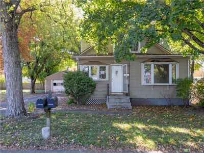 21 Forest Avenue, Home with 4 bedrooms, 2 bathrooms and 4 parking in Seekonk MA | Image 1