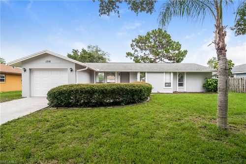 1316 Whispering Ln, VENICE, FL, 34285-6448 | Card Image