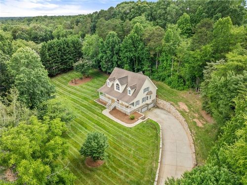 7570 Rinehart Ln, Clemmons, NC, 27012-8864 | Card Image