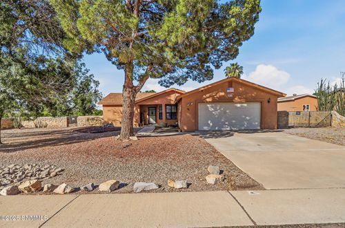 4015 Acala St, Las Cruces, NM, 88005-3552 | Card Image
