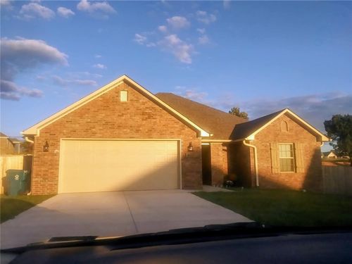 2117 Cedar Cir, Gentry, AR, 72734-5088 | Card Image