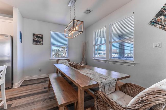 13111 Buccaneer Pkwy, House other with 3 bedrooms, 2 bathrooms and 1 parking in Freeport TX | Image 9