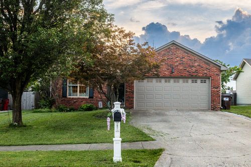 261 Applegrove Dr, Nicholasville, KY, 40356 | Card Image