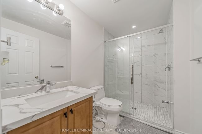 93 Lynch Cir, House attached with 4 bedrooms, 4 bathrooms and 2 parking in Guelph ON | Image 38