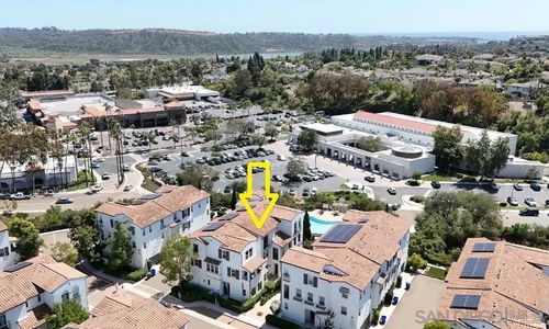 1846 Cliff Swallow Ln, Carlsbad, CA, 92011-4085 | Card Image