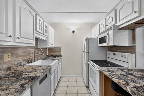 49a-159 Main St, Stoneham, MA, 02180-1698 | Card Image